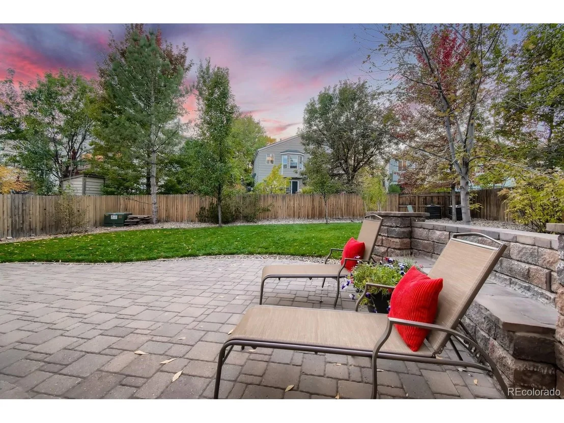 Photo of 730 Mathews Cir