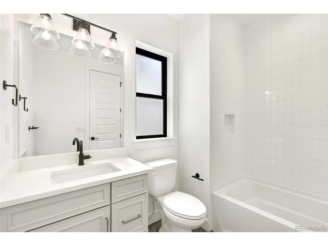 Photo of 1771 Barefoot Dr