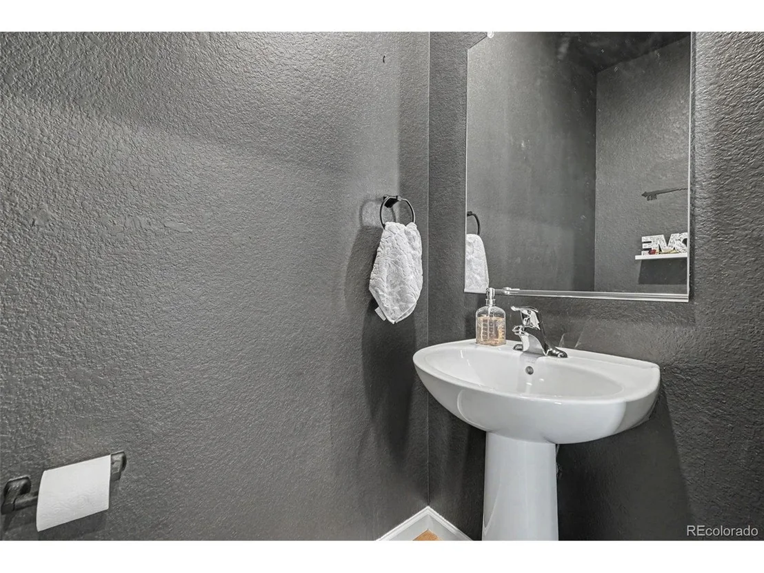 Photo of 7332 E Big Thompson Cir