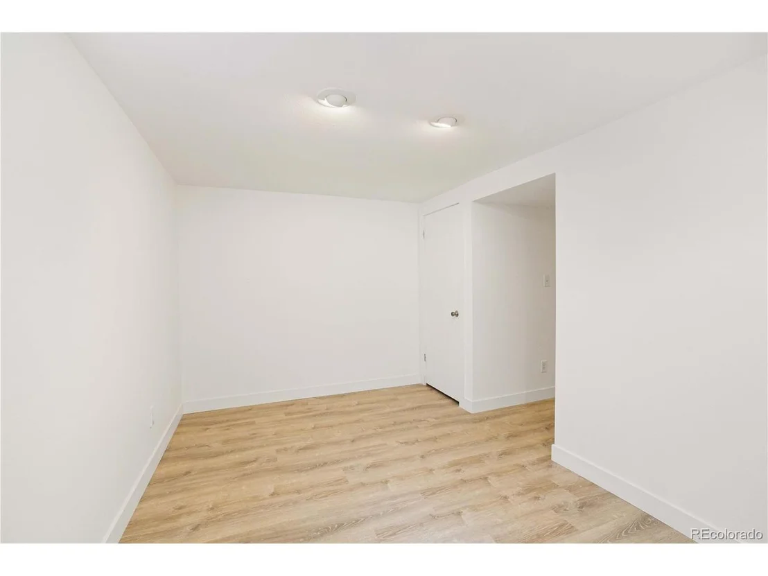 Photo of Unit 13 at 3870 Broadway St