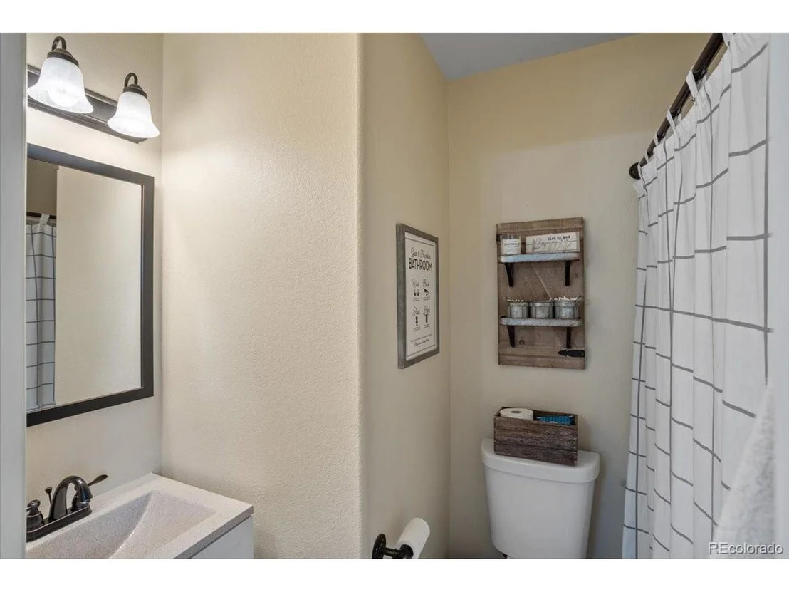 Photo of 3705 Riverside Pkwy