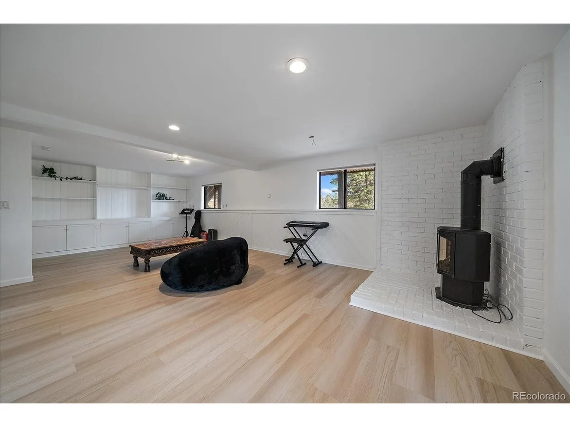 Photo of 26792 Hilltop Rd