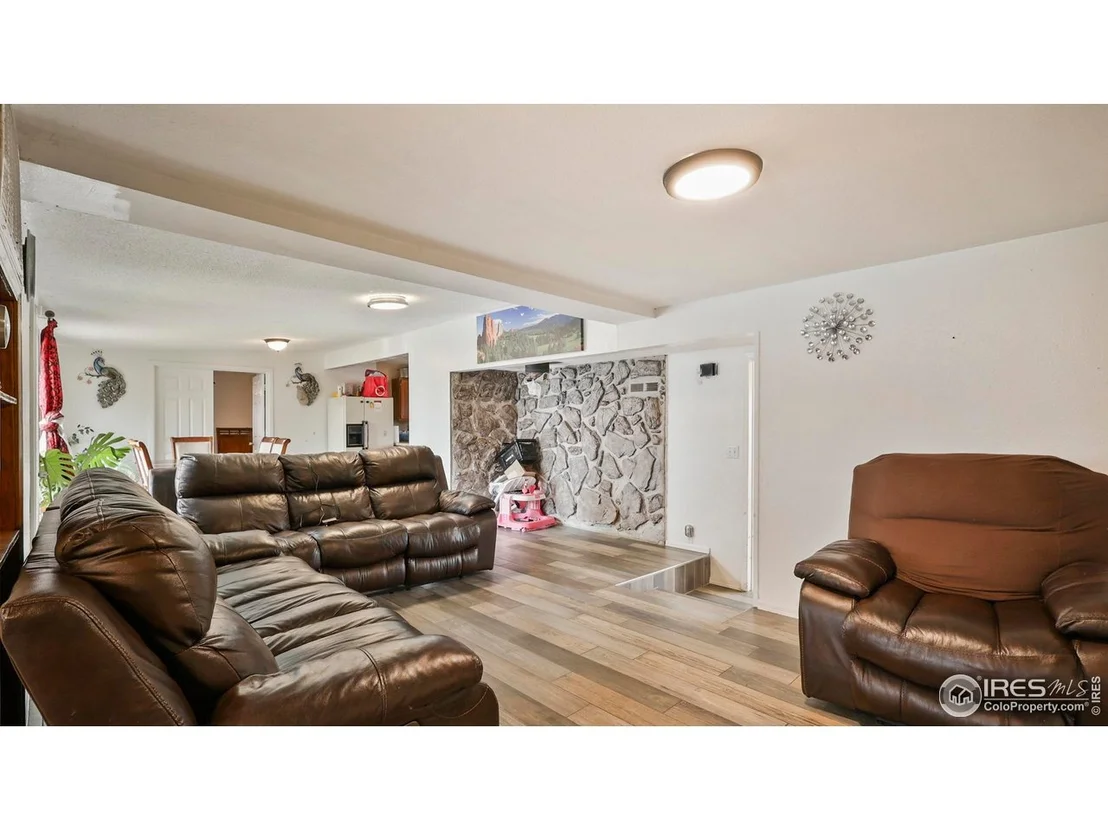 Photo of 15985 Echo Rd
