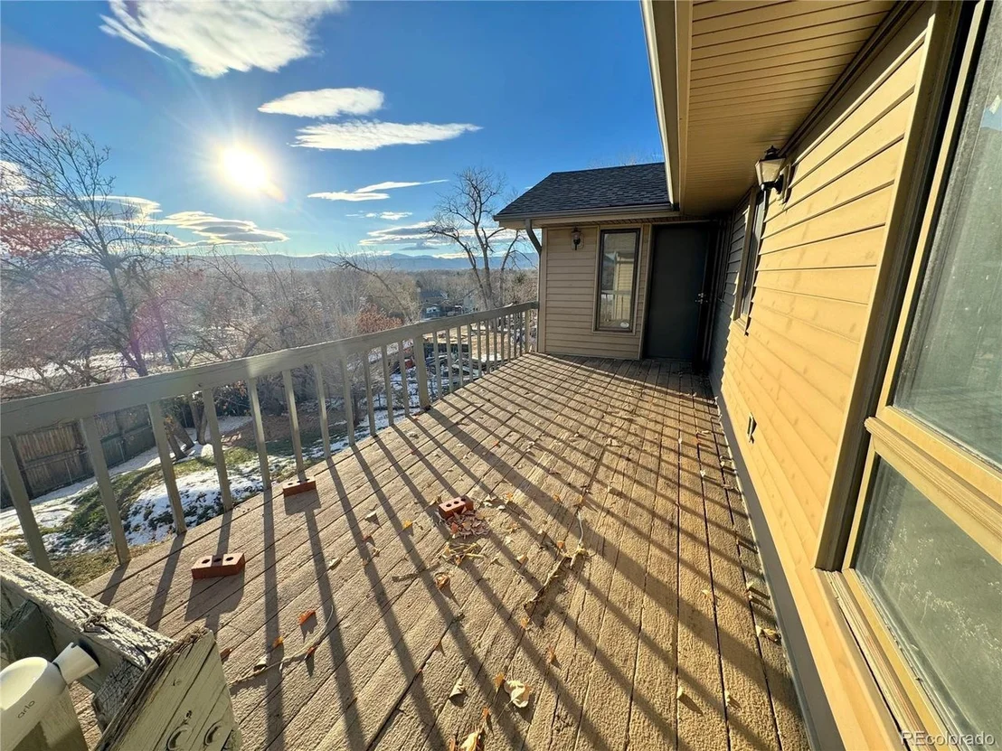 Photo of 6861 Oberon Rd