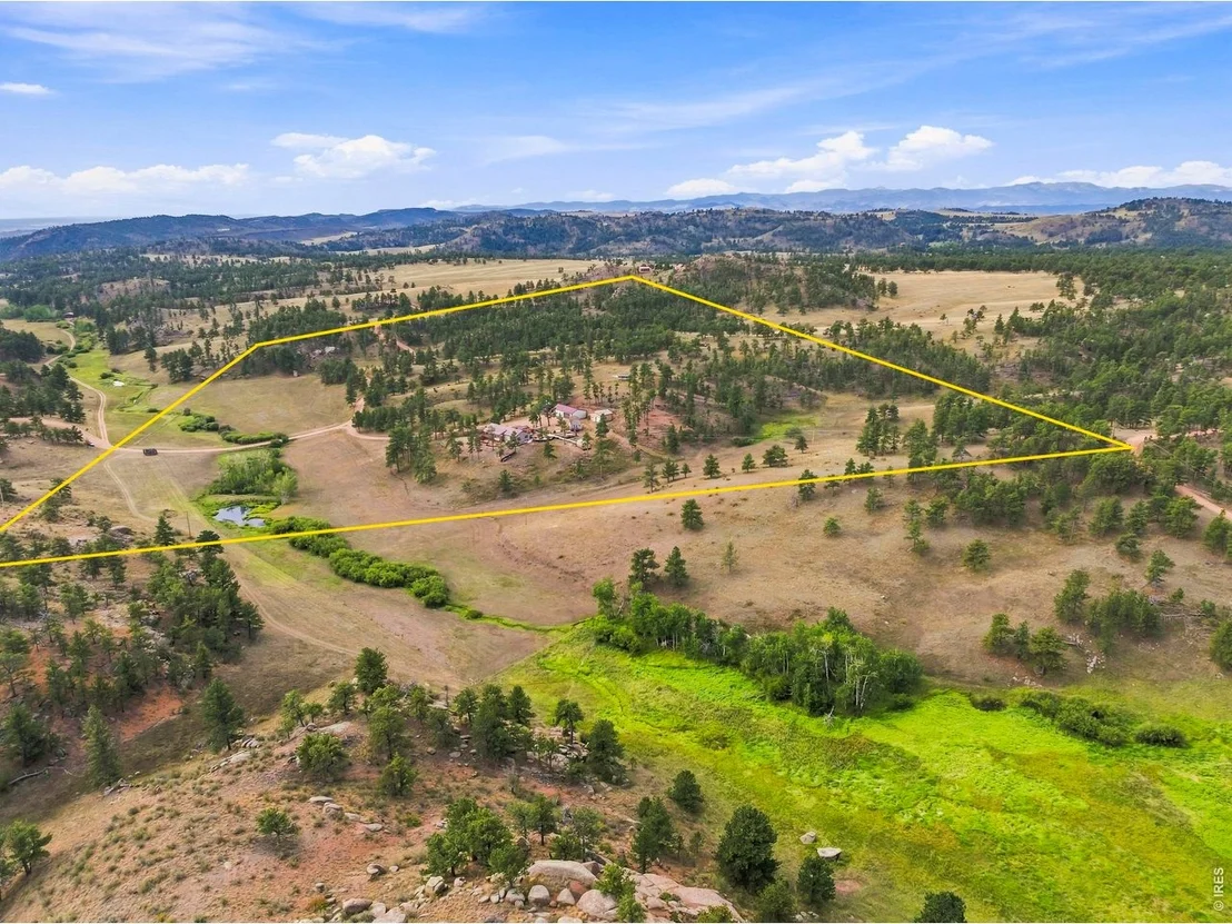 Photo of 557 Red Bluff Rd