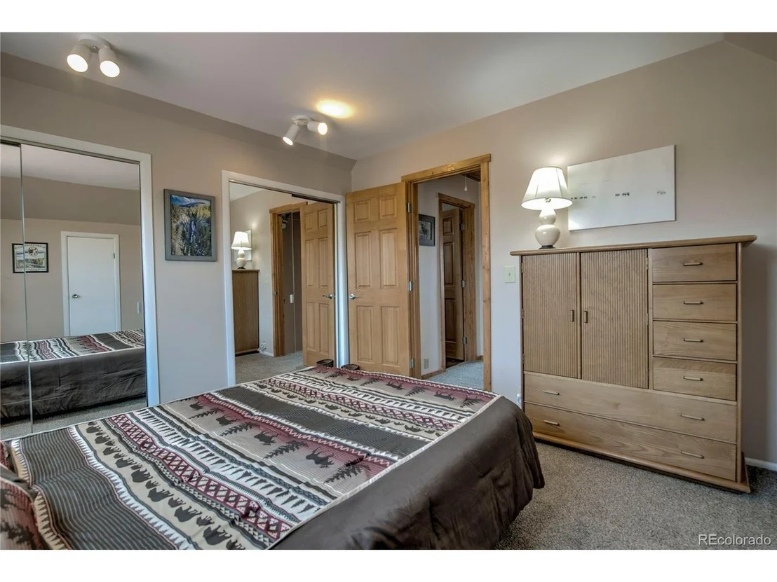 Photo of 653 Vine Rd