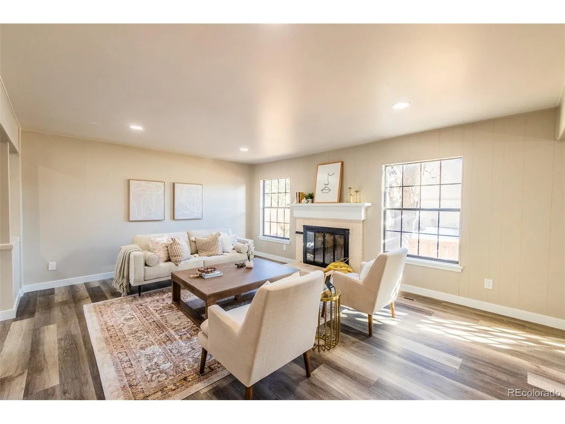 Photo of 8744 Independence Way