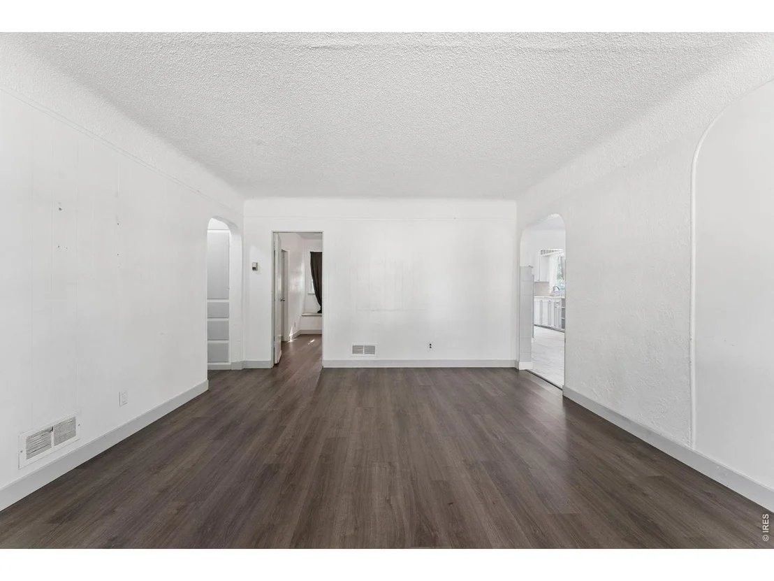 Photo of 2210 10th Ave