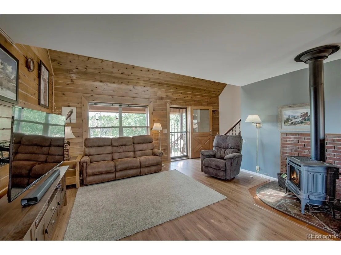 Photo of 653 Vine Rd