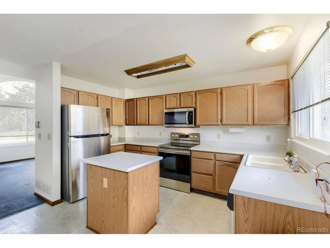 Photo of 6254 Laguna Cir