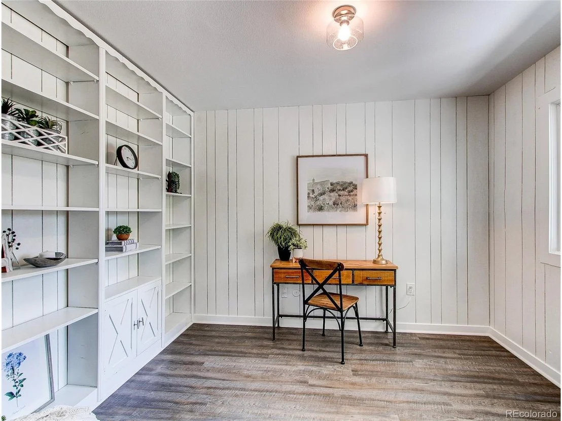 Photo of 6124 Powell Rd