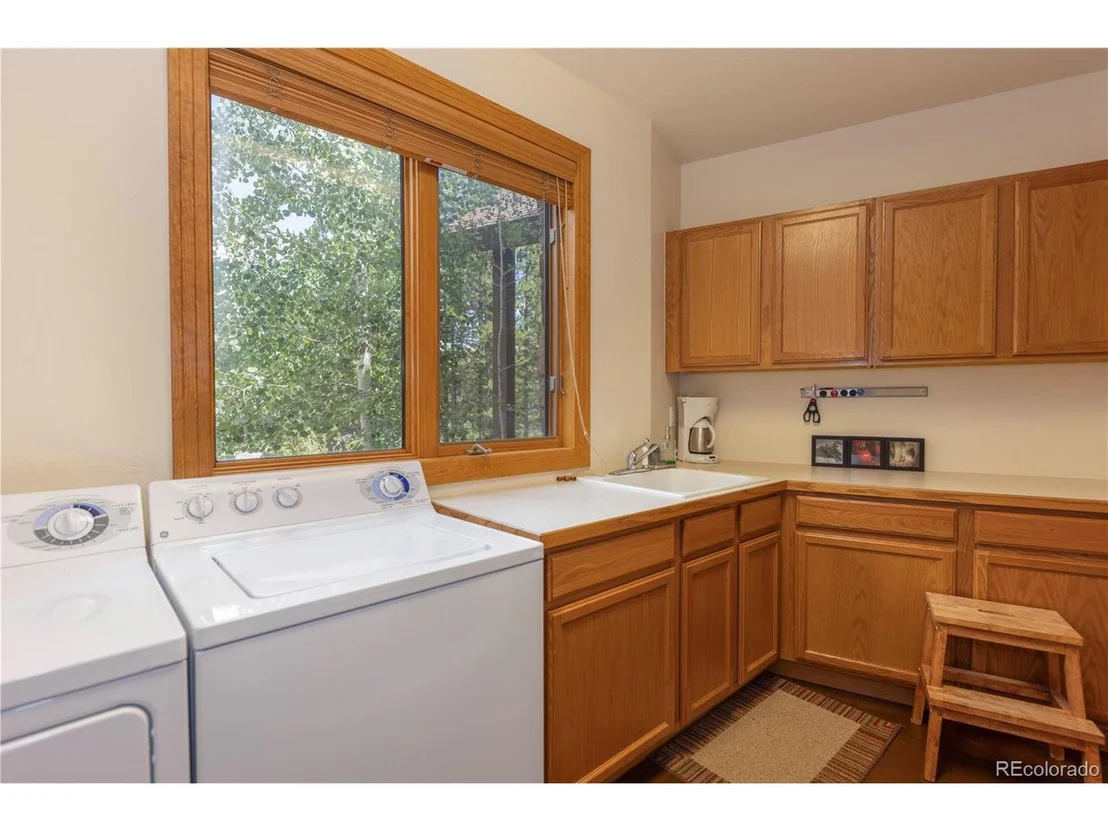 Photo of 1755 Red Hawk Rd