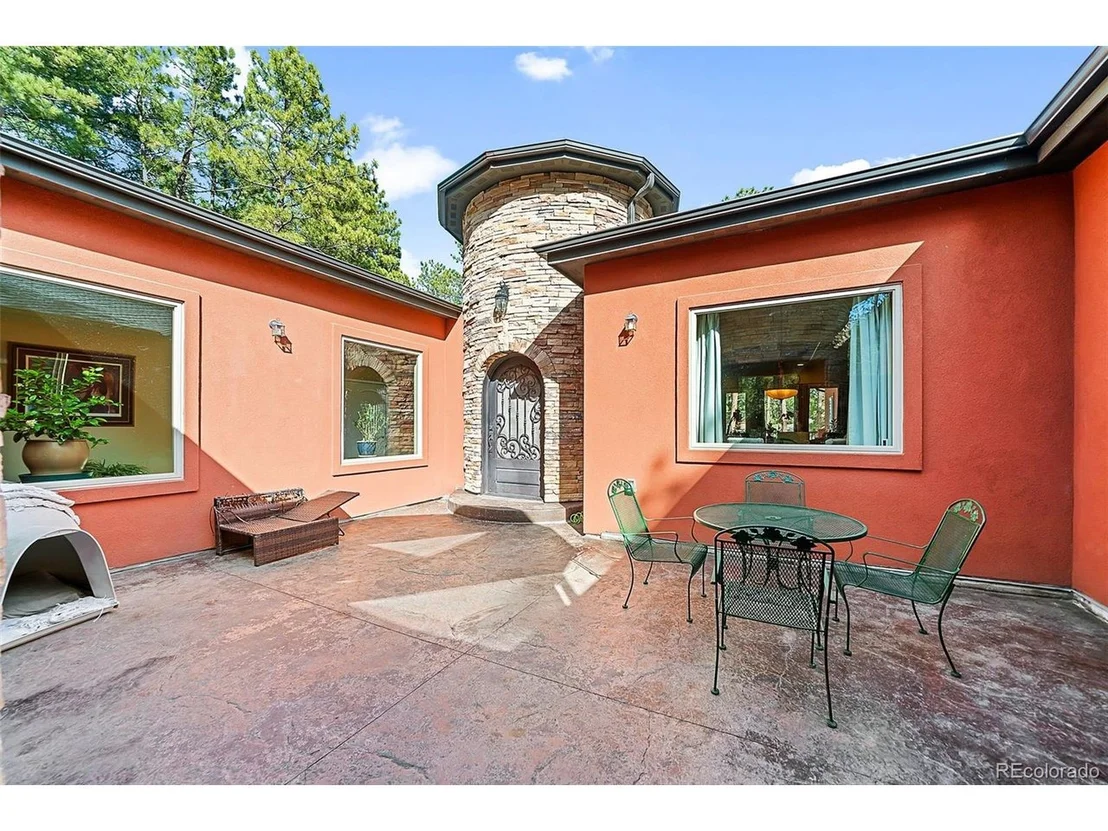 Photo of 1399 Gore Cir
