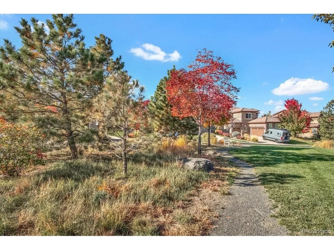 Photo of 288 Maplehurst Pt