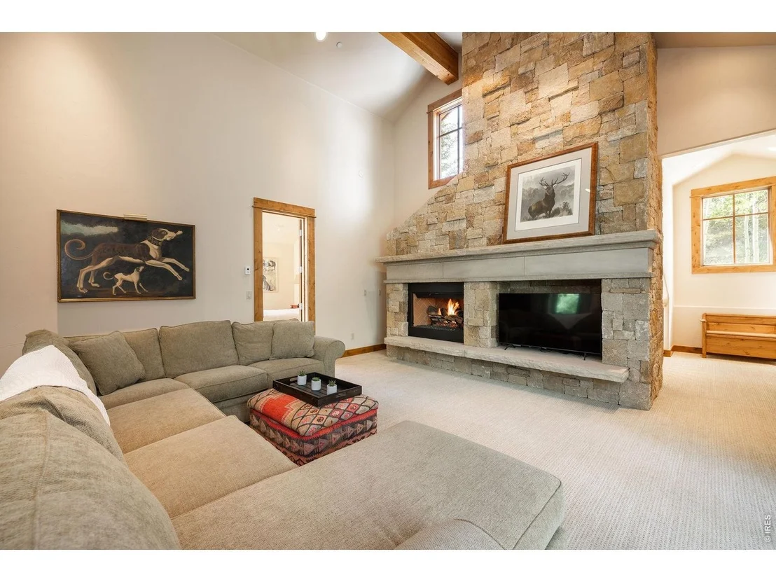 Photo of 4920 Juniper Ln