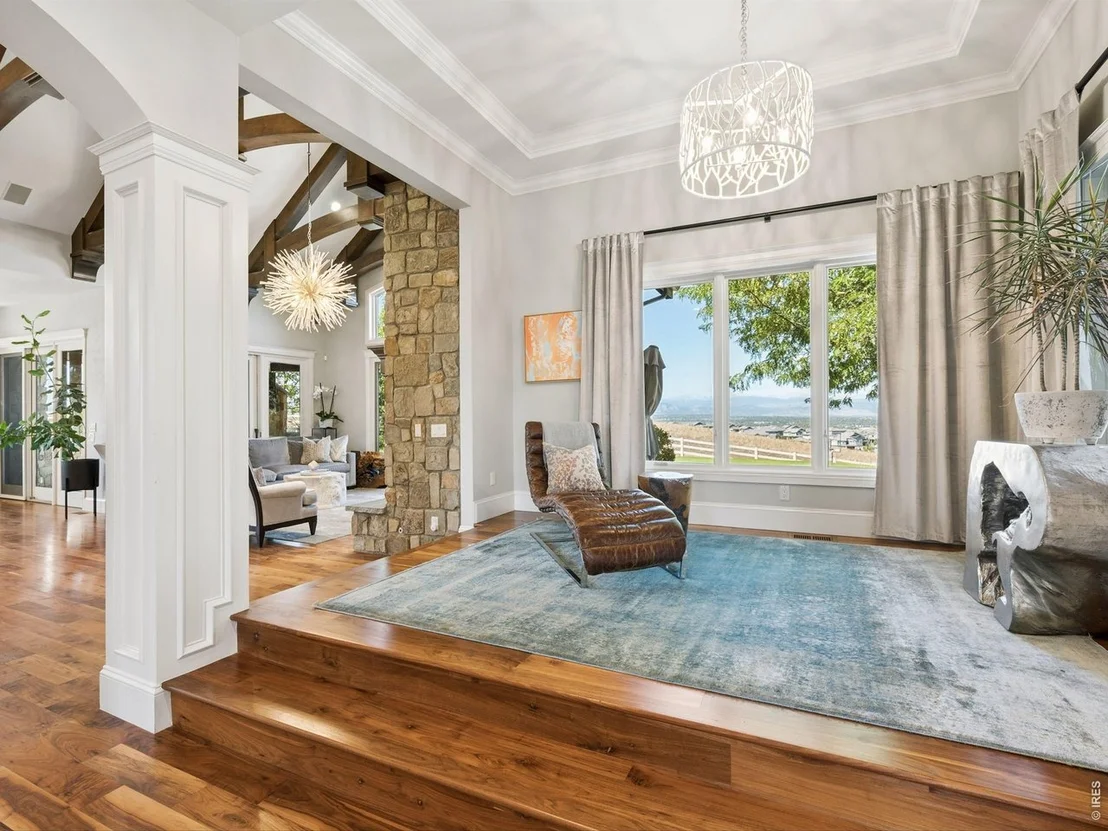 Photo of 15478 Mountain View Cir