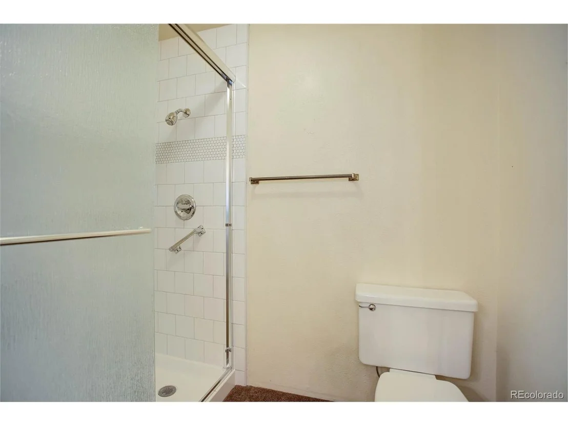 Photo of 42 Eagle Dr