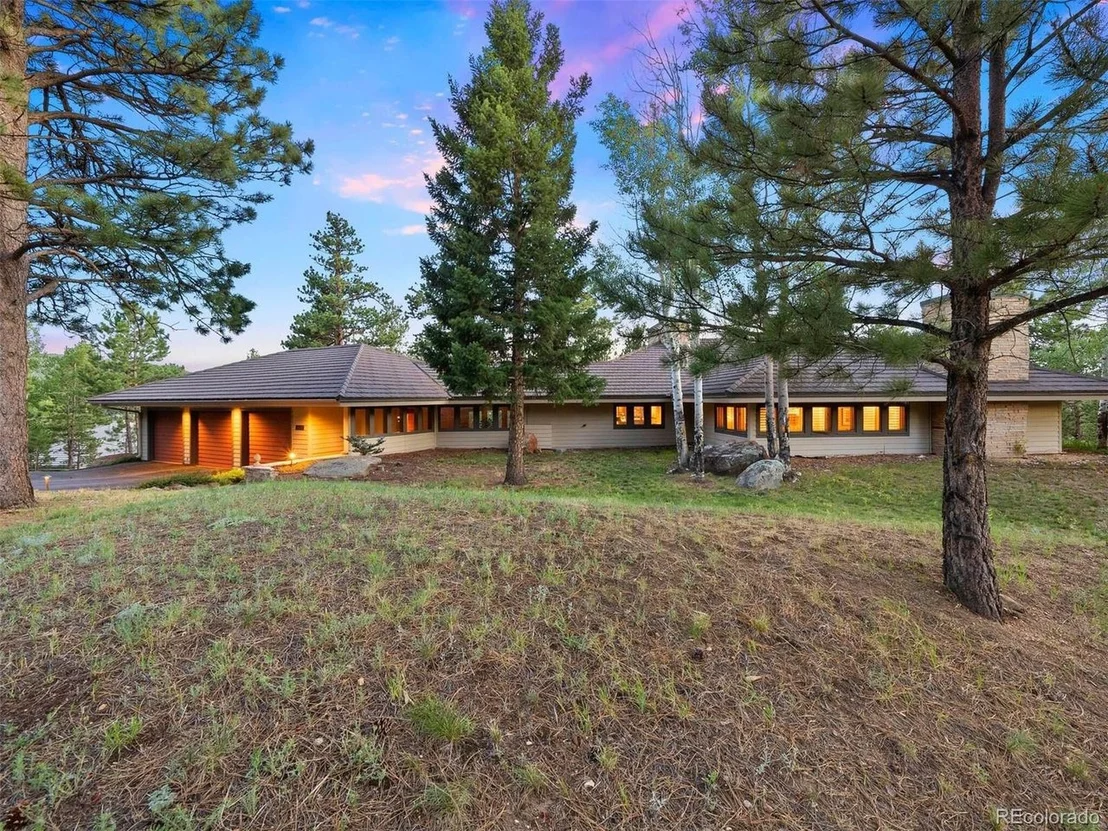 Photo of 2397 Daisy Ln