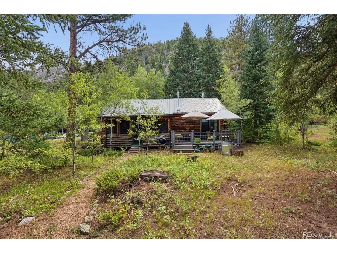 Photo of 3141 Riverside Dr