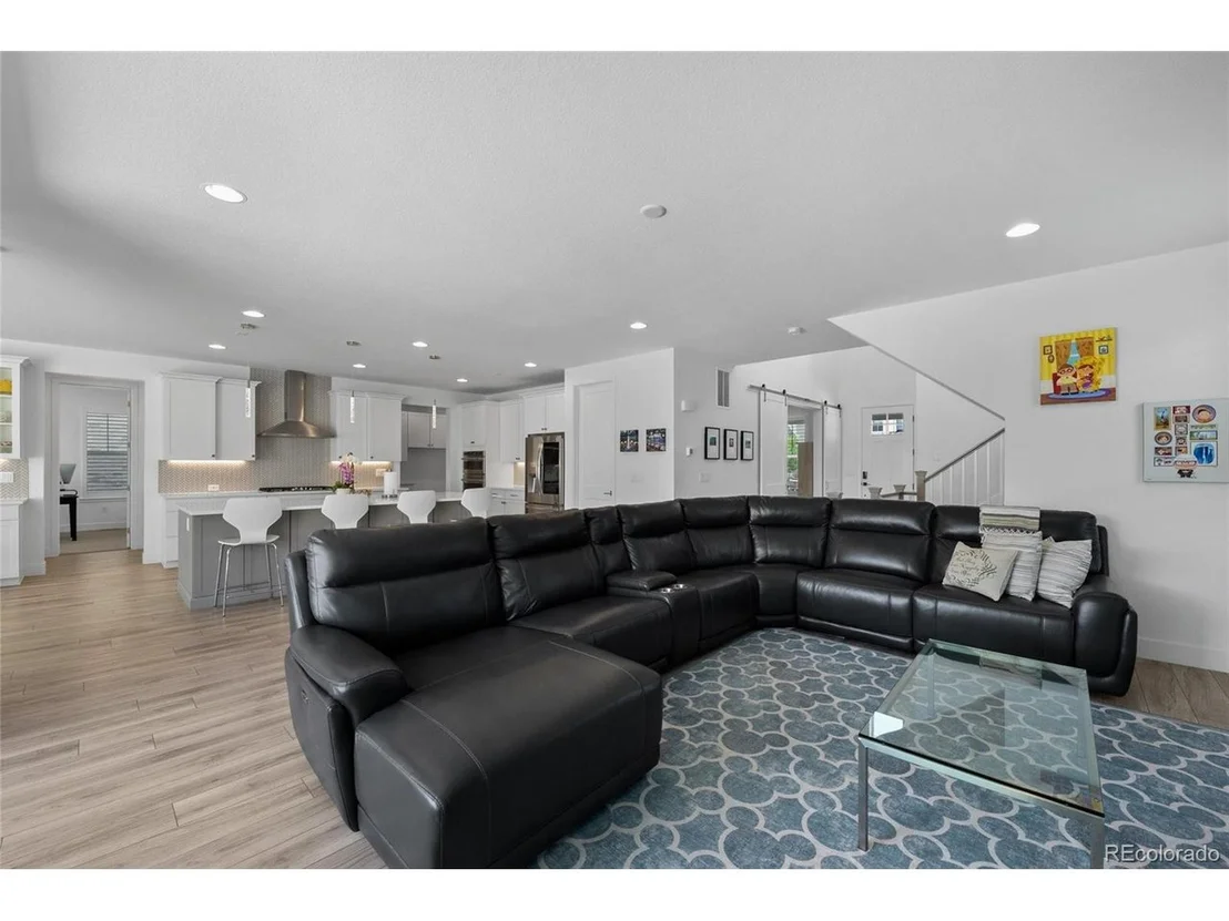 Photo of 1679 Oakpoint Way
