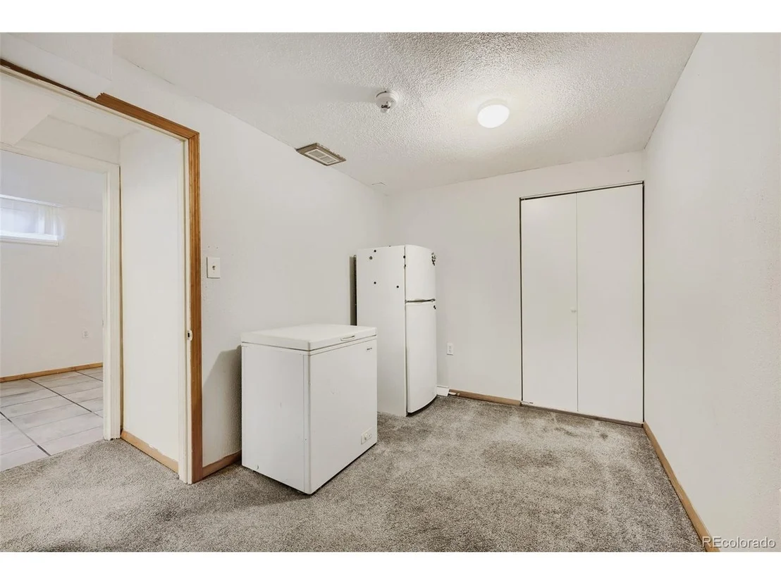 Photo of 445 Hickory Pl