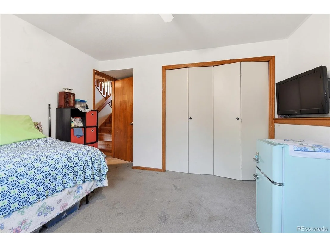 Photo of 450 N 9th Pl