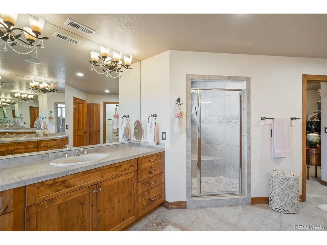 Photo of 3636 Vale View Ln