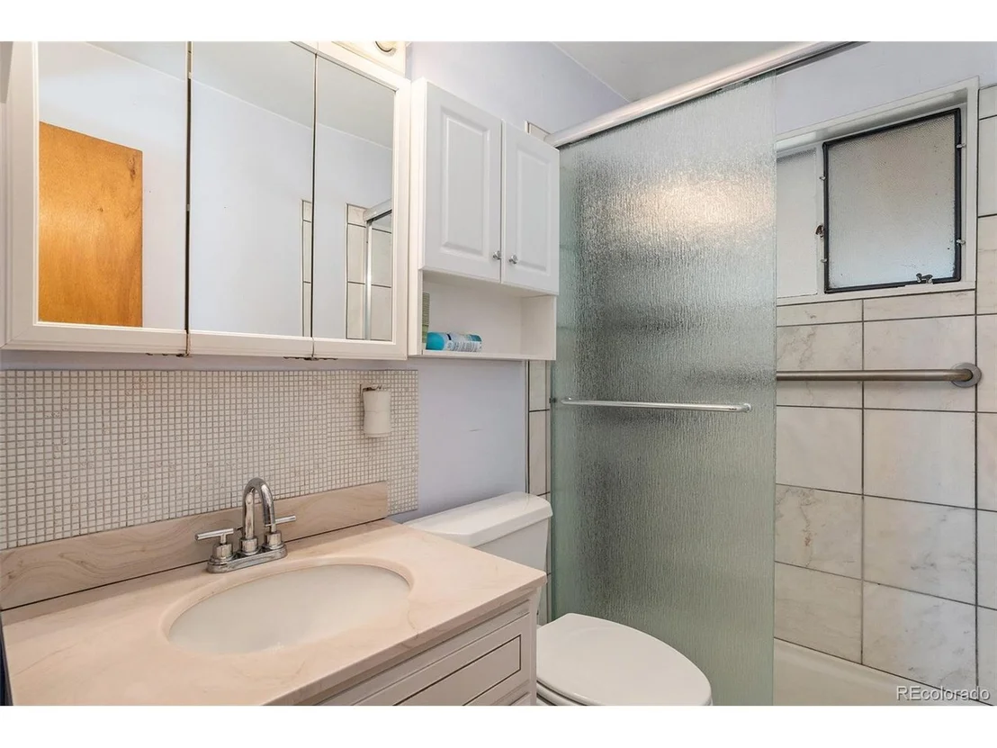 Photo of 7101 Fox St