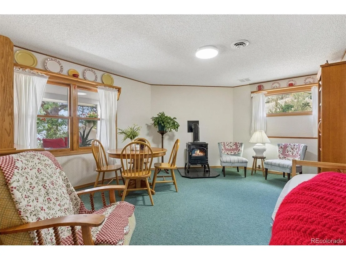 Photo of 225 Hell Canyon Rd