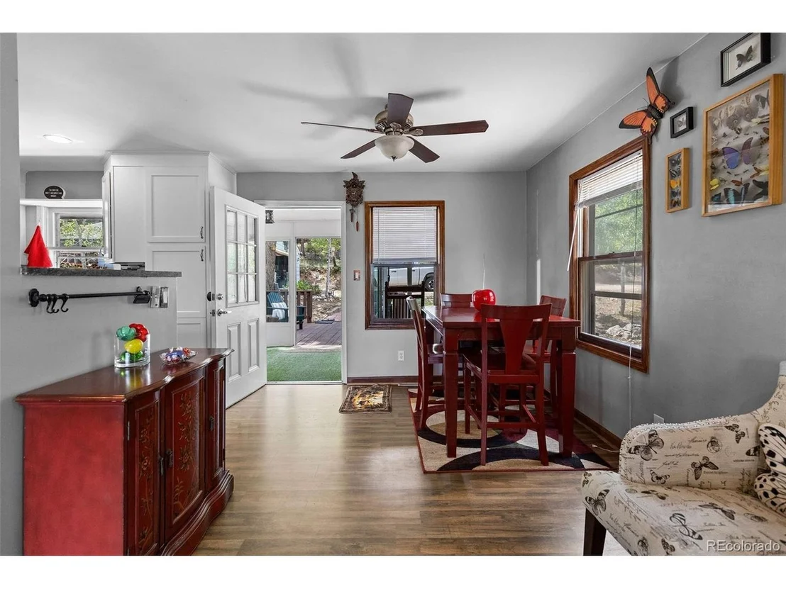 Photo of 41 Yew Ln