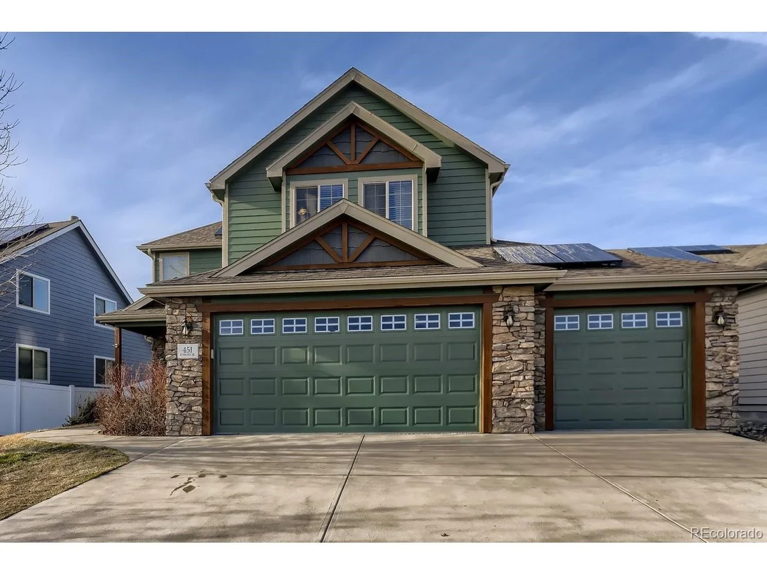 Photo of 451 Sundance Dr