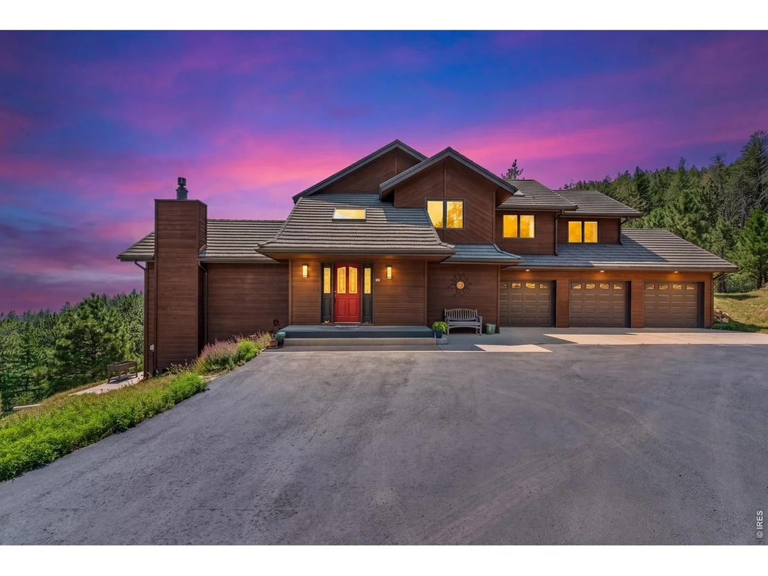 Photo of 716 Brook Rd