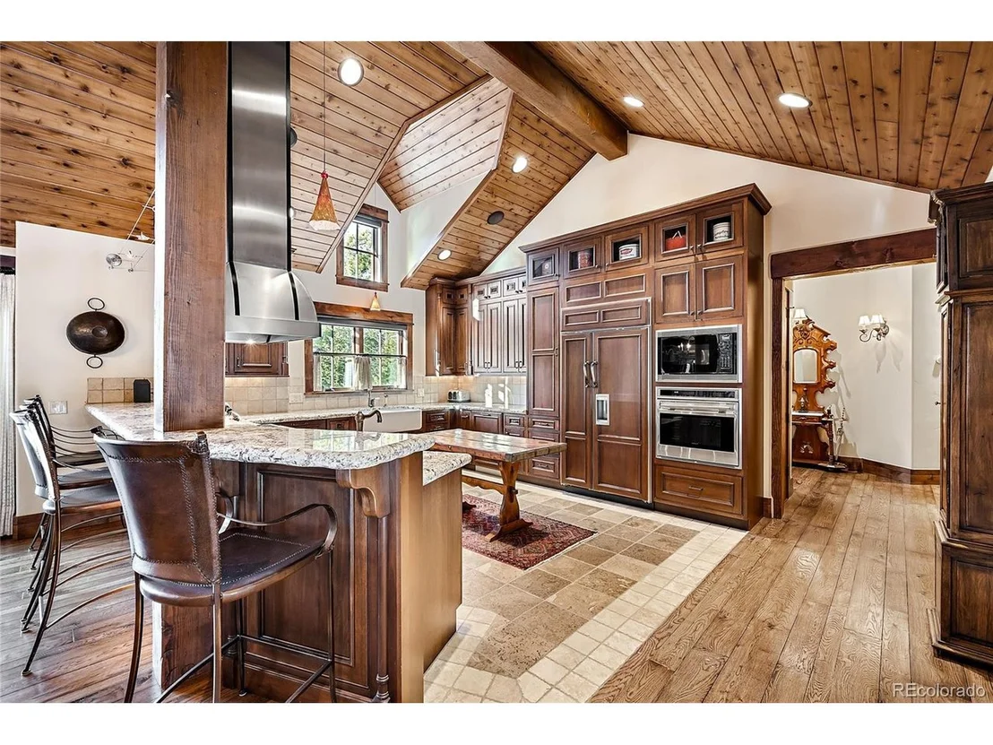 Photo of 177 Peerless Dr
