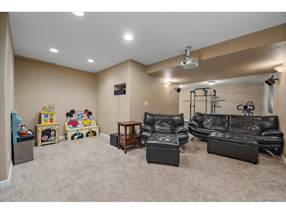 Photo of 572 Dakota Way