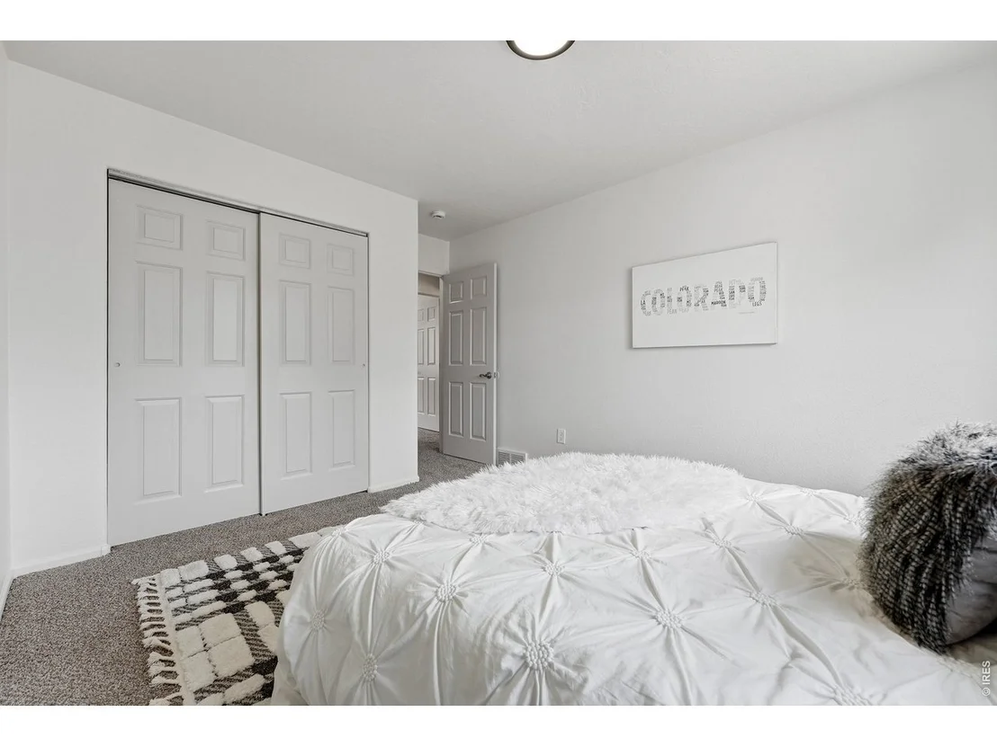 Photo of 2525 50th Ave