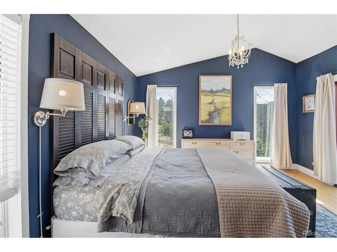 Photo of 34978 Forest Estates Rd