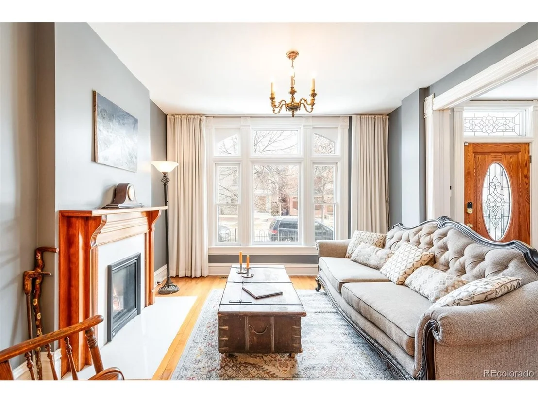 Photo of 3349 Bryant St