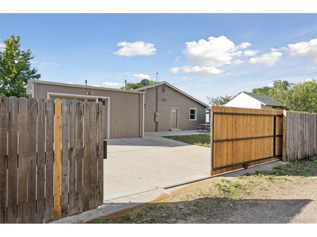 Photo of 1133 Walnut St