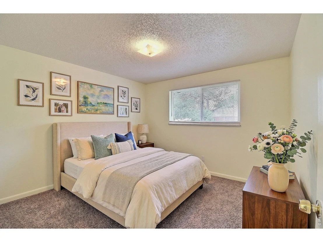 Photo of 3011 Lakeside Dr
