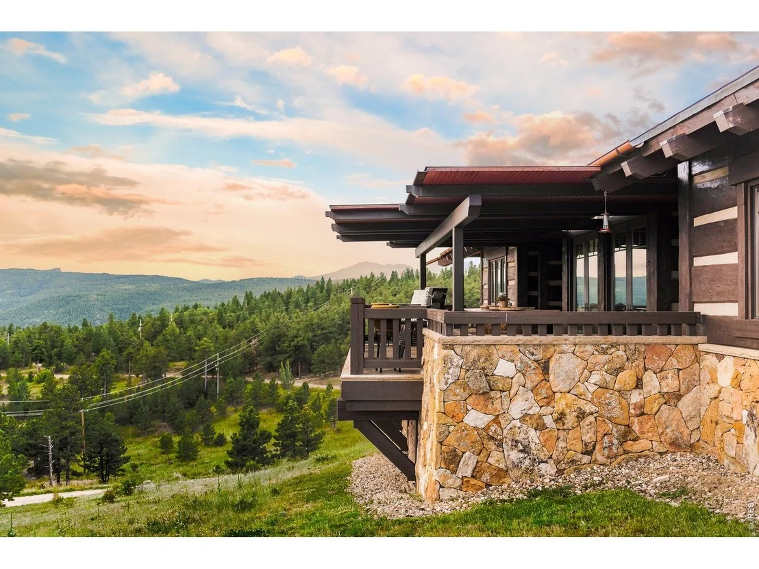 Photo of 307 Labelle Rd
