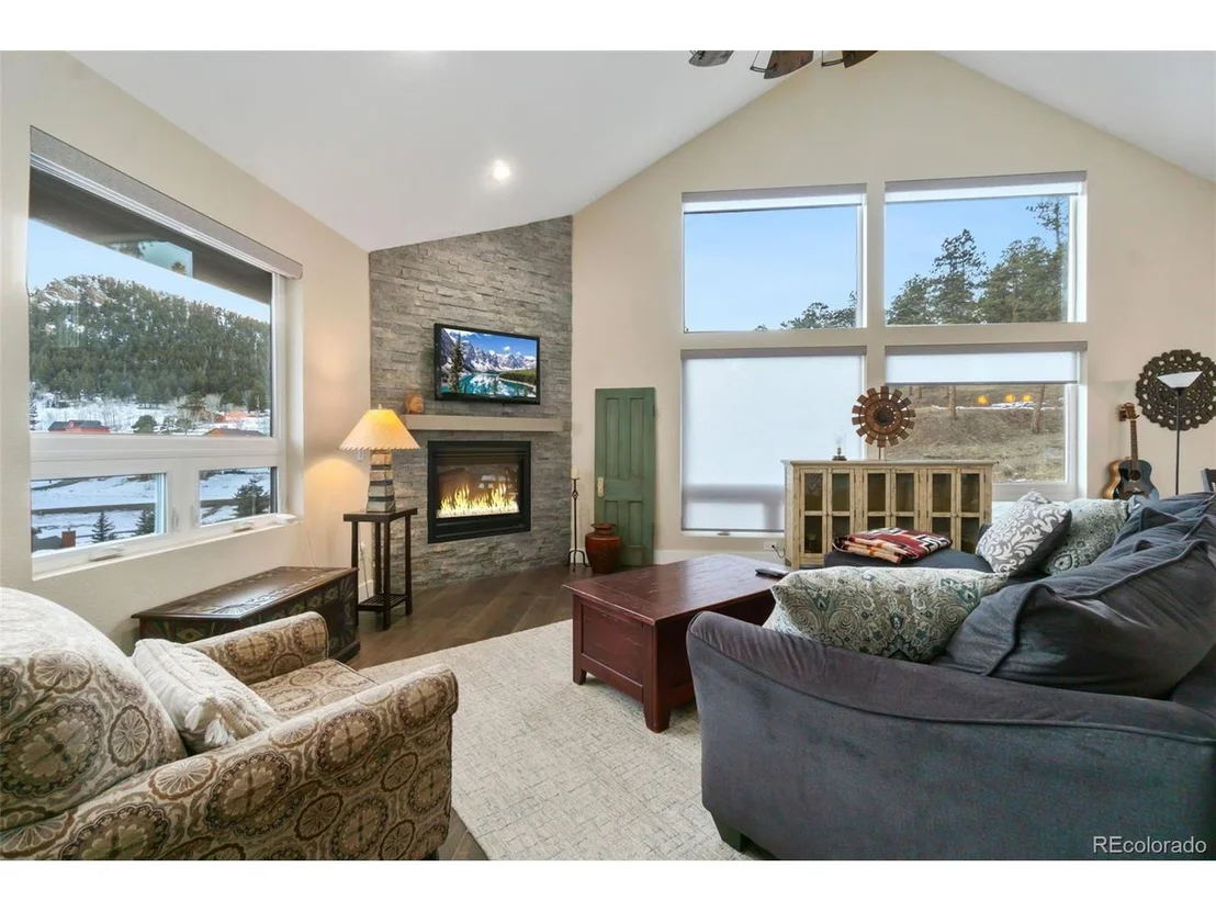 Photo of 31675 Kiva Ln
