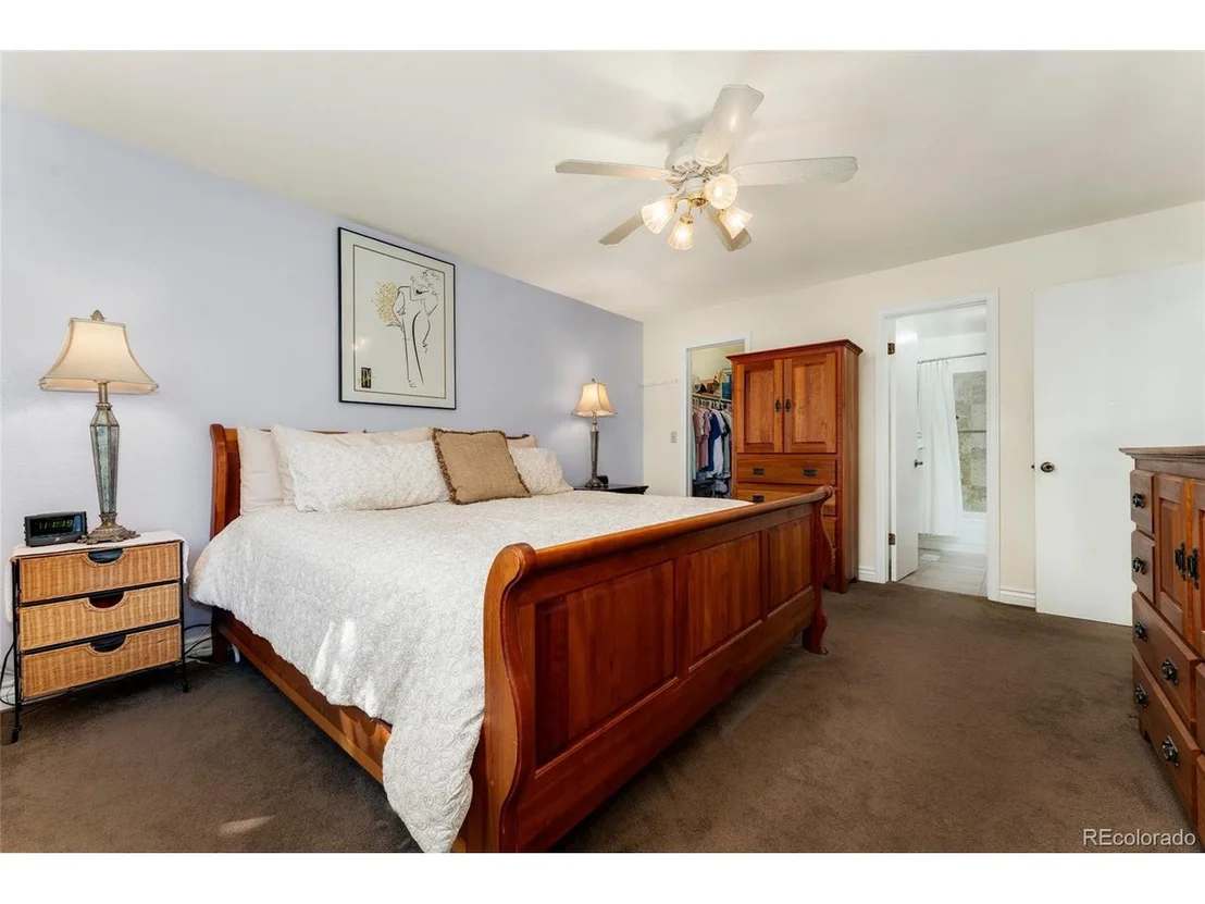 Photo of 8052 Iris Ct