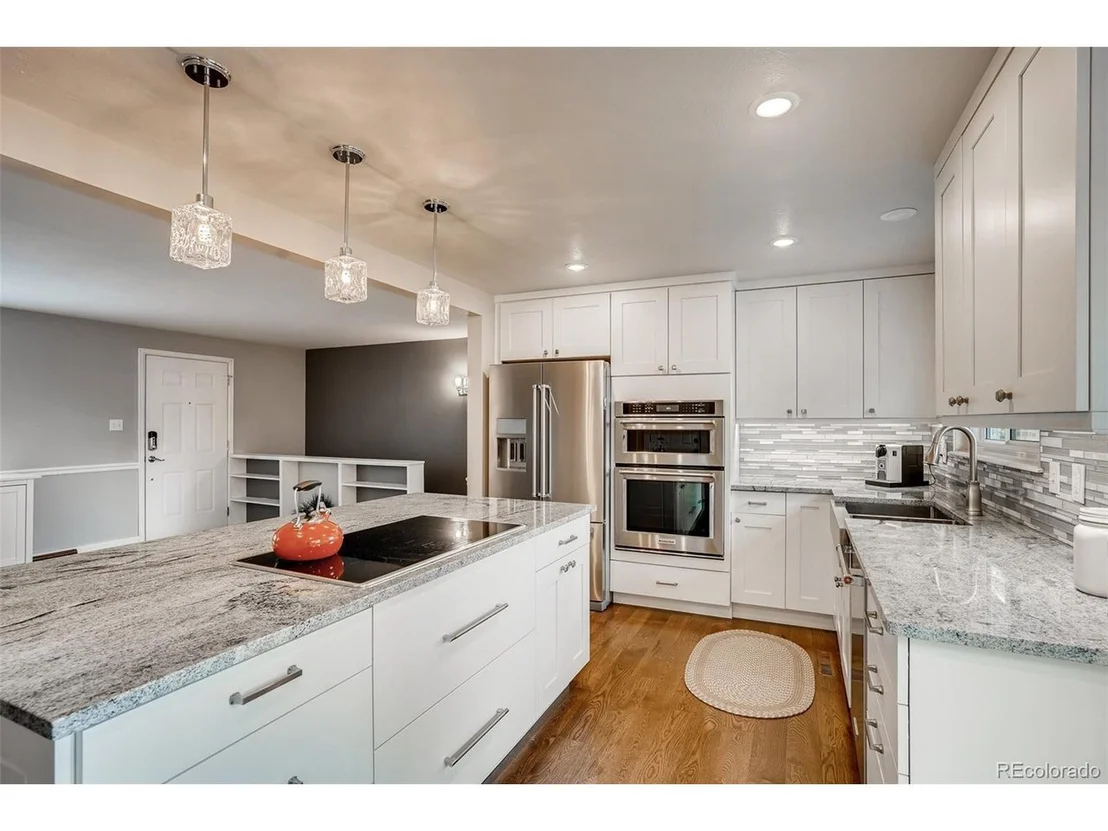 Photo of 303 Helena Cir