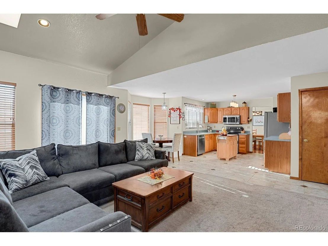 Photo of 21806 Saddlebrook