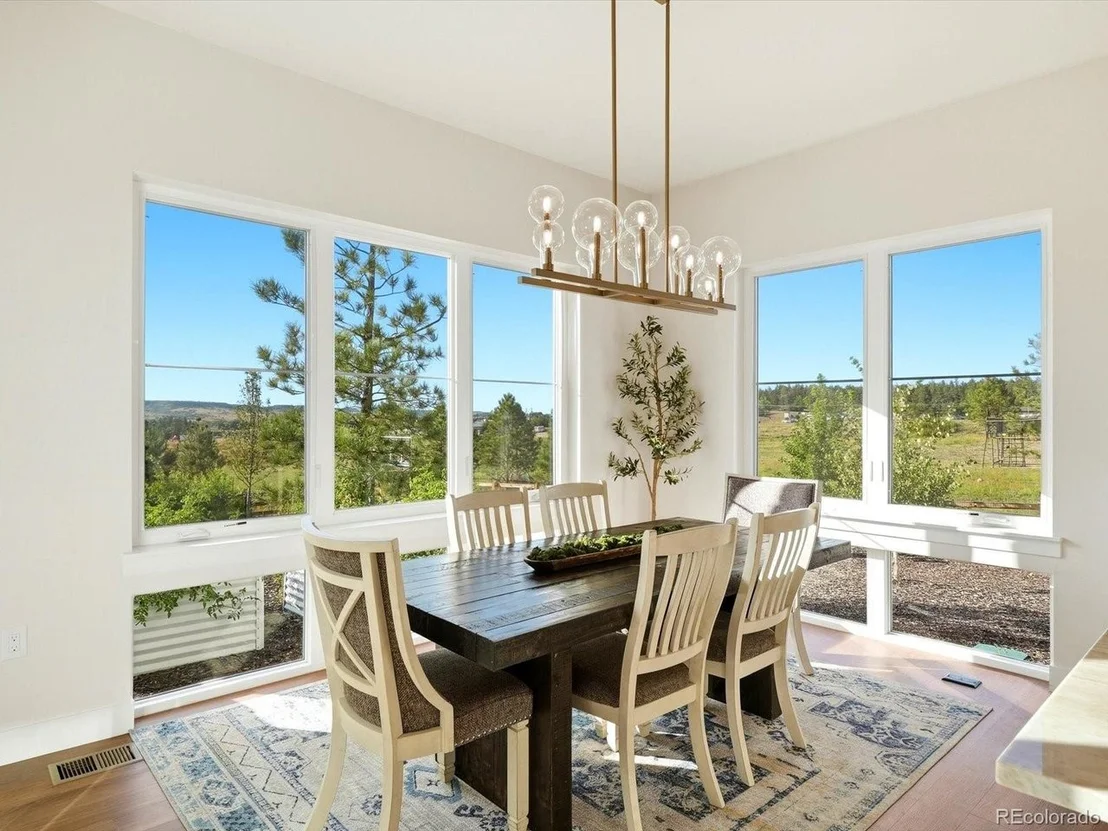 Photo of 1675 Arrowpoint Ct
