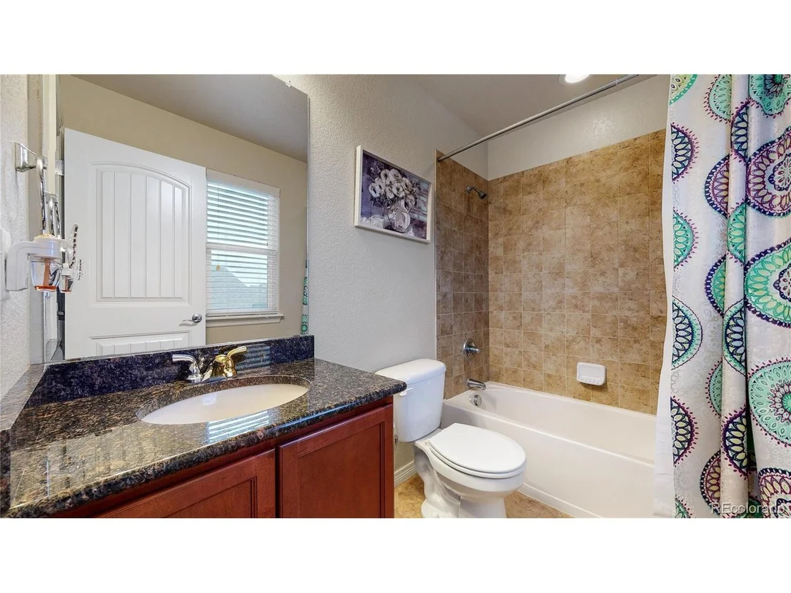 Photo of 415 Wind River Dr