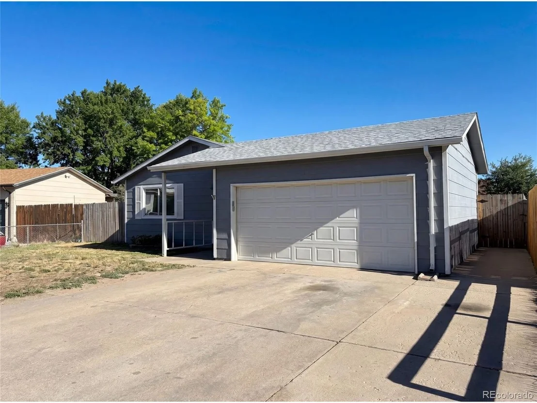 Photo of 2162 Wedgewood Dr