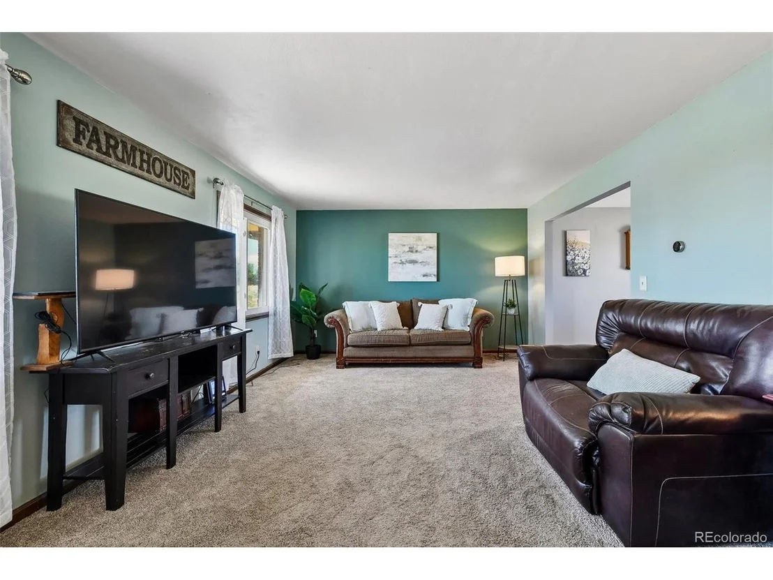 Photo of 17781 Sunset Ln