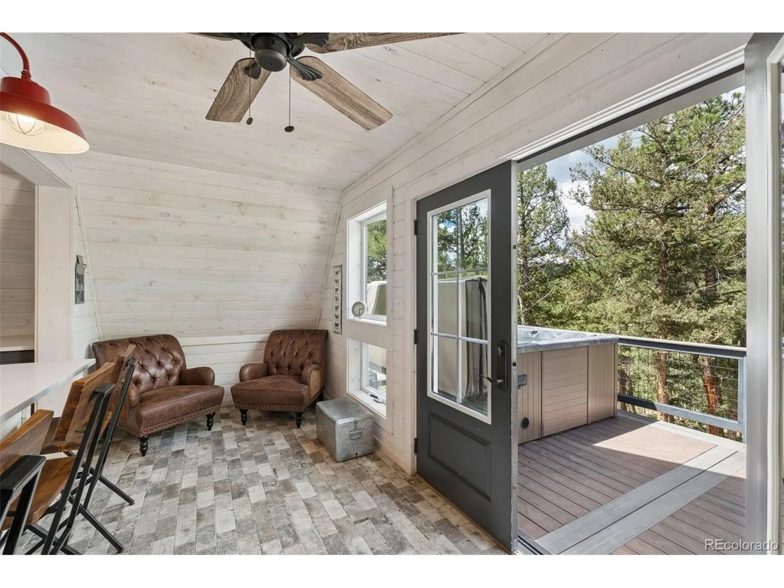 Photo of 265 Blue Spruce Dr