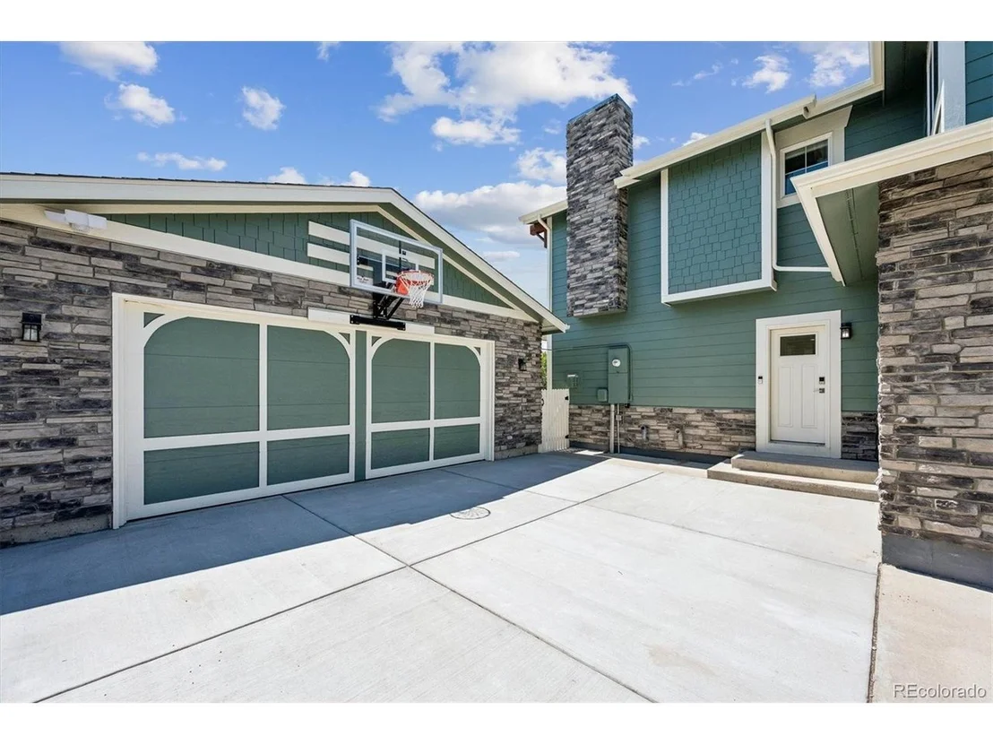 Photo of 3924 W 116th Way